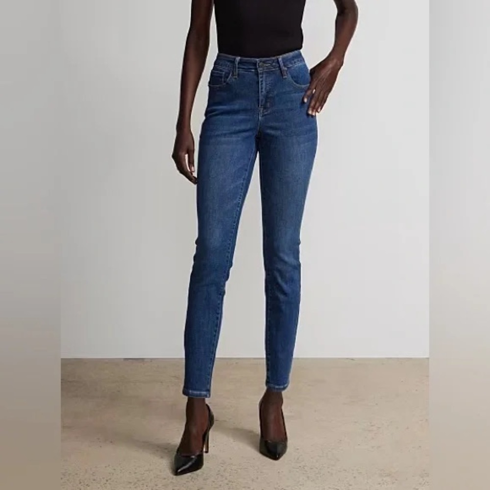 New York & Co. | Perfect Fit Mid Rise Skinny Jean Size XXL